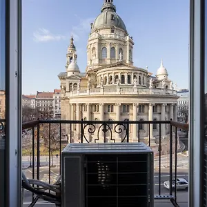 https://basilika-panorama-luxury-apartment.inbudapesthotels.com