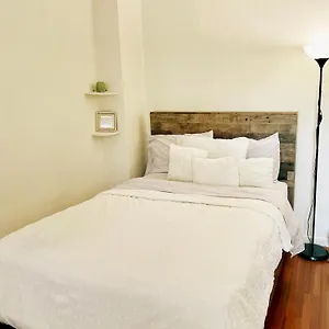 Brooklyn Zen Homestay